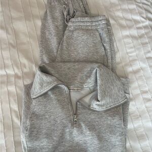 Zenana Women’s Jogger Set Small